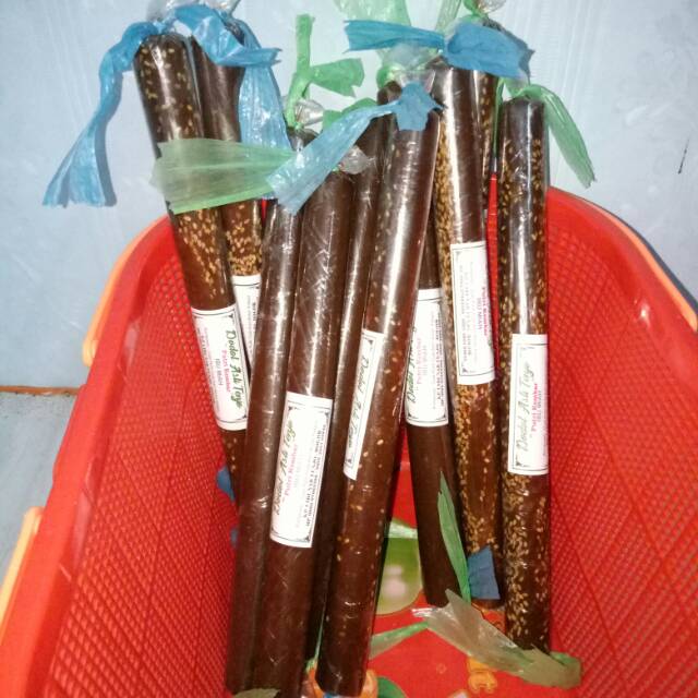 

Dodol tenjo 9000 ribu pergulung