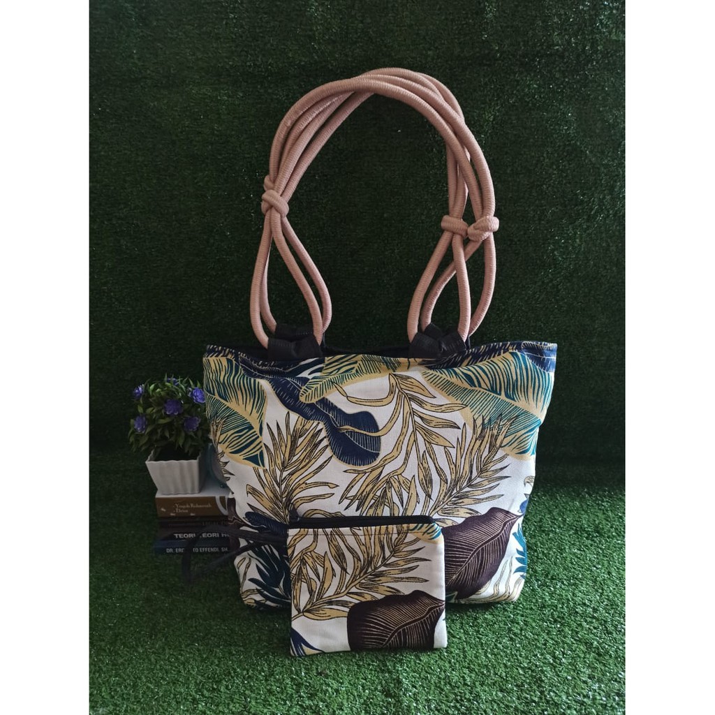 Tropical Series Totebag Tali Sumbu Plus Pouch