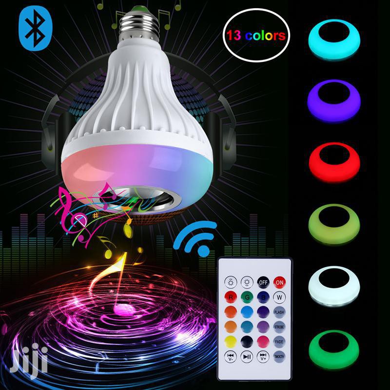 Speaker Wireless Bluetooth With Lampu Tidur LED RGBW E27 12W RGBW E27 Smart LED Music Light Bulb