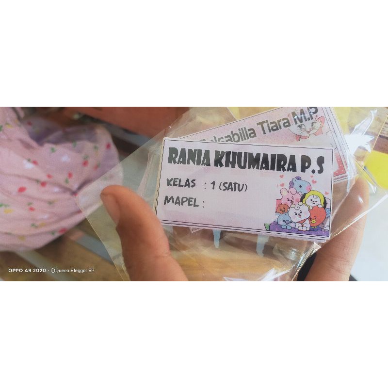 

stiker label nama full color 28 kotak