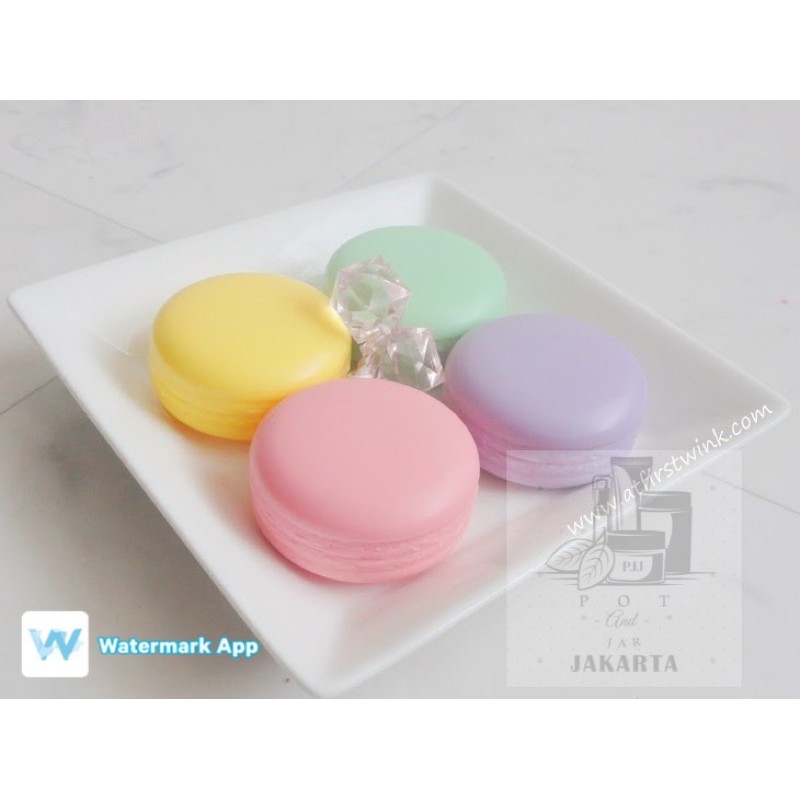 10gr Pot krem Macaron bahan plastik/jar lip balm/tempat aksesoris