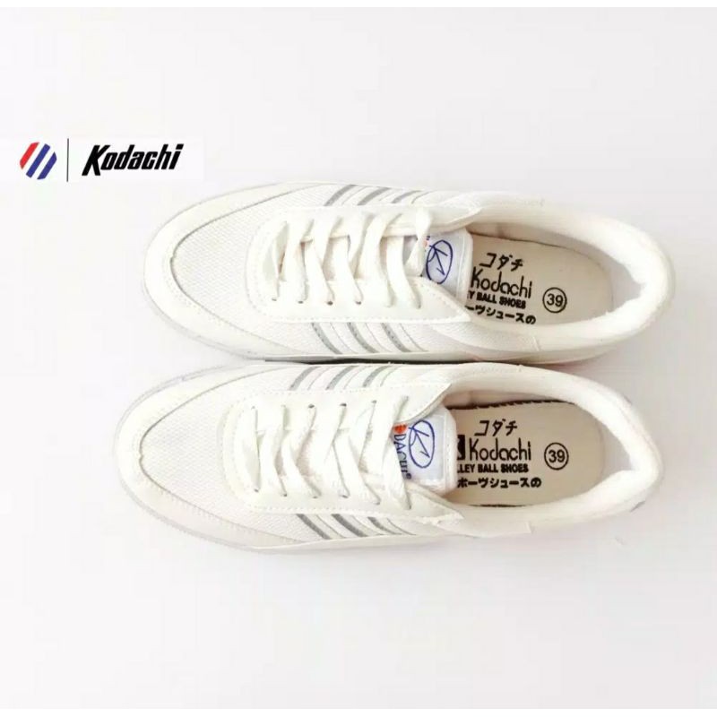 FAVORIT KODACHI SEPATU CAPUNG BADMINTON JOGING LARI COWOK ORIGINAL KODACI 8115 PUTIH TALI RETRO