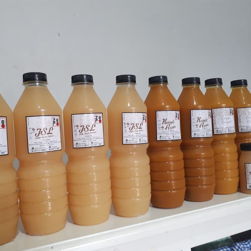 

Jamu Kunyit Asam sirih Pinang Manjakani / Jamu Kunyit Original / Jahe Sereh Lemon / Jamu Beras Kencur Original / Jamu Kencur Coklat / Wedang Jahe ukuran 500 ml (Rasa Bisa Request / Kurangin Gula / Kurangin atau Ganti Bahan Rempah Tradisional)