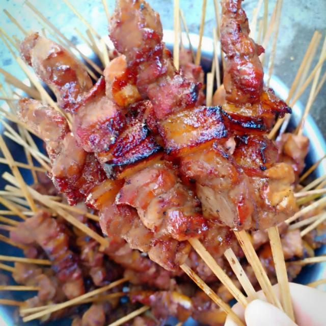 

Sate babi Campur Lemak