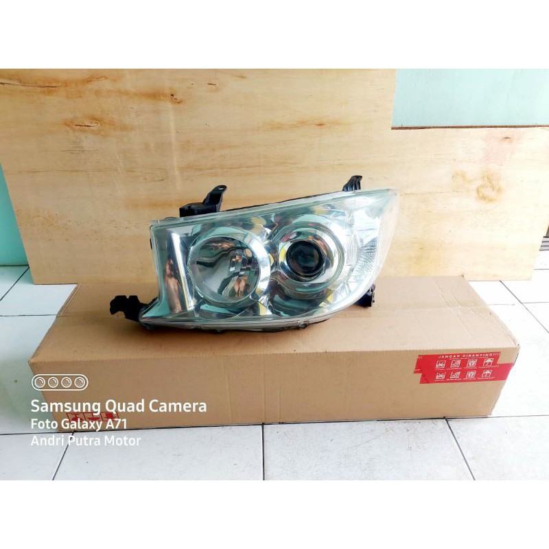 Headlamp Lampu Depan Fortuner 2010 Original