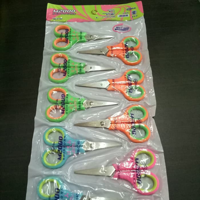 

Terlaris Gunting M2000 140 Renceng Elegan