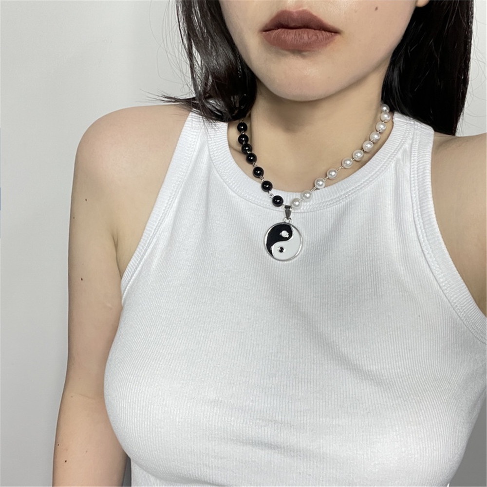 【COD Tangding】Kalung Rantai Liontin Yin Yang Hitam Putih Untuk Pria Dan Wanita