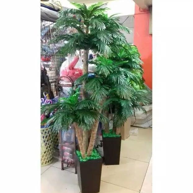 Pohon palem plastik artificial / palm tree artificial