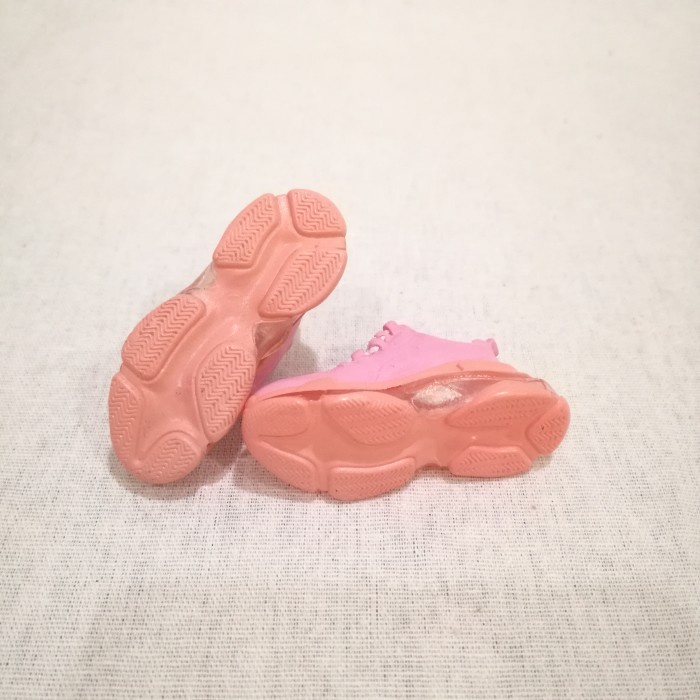 BALENCIAGA TRIPLE S LETTER PINK 3D SNEAKERS KEYCHAIN MINIATUR