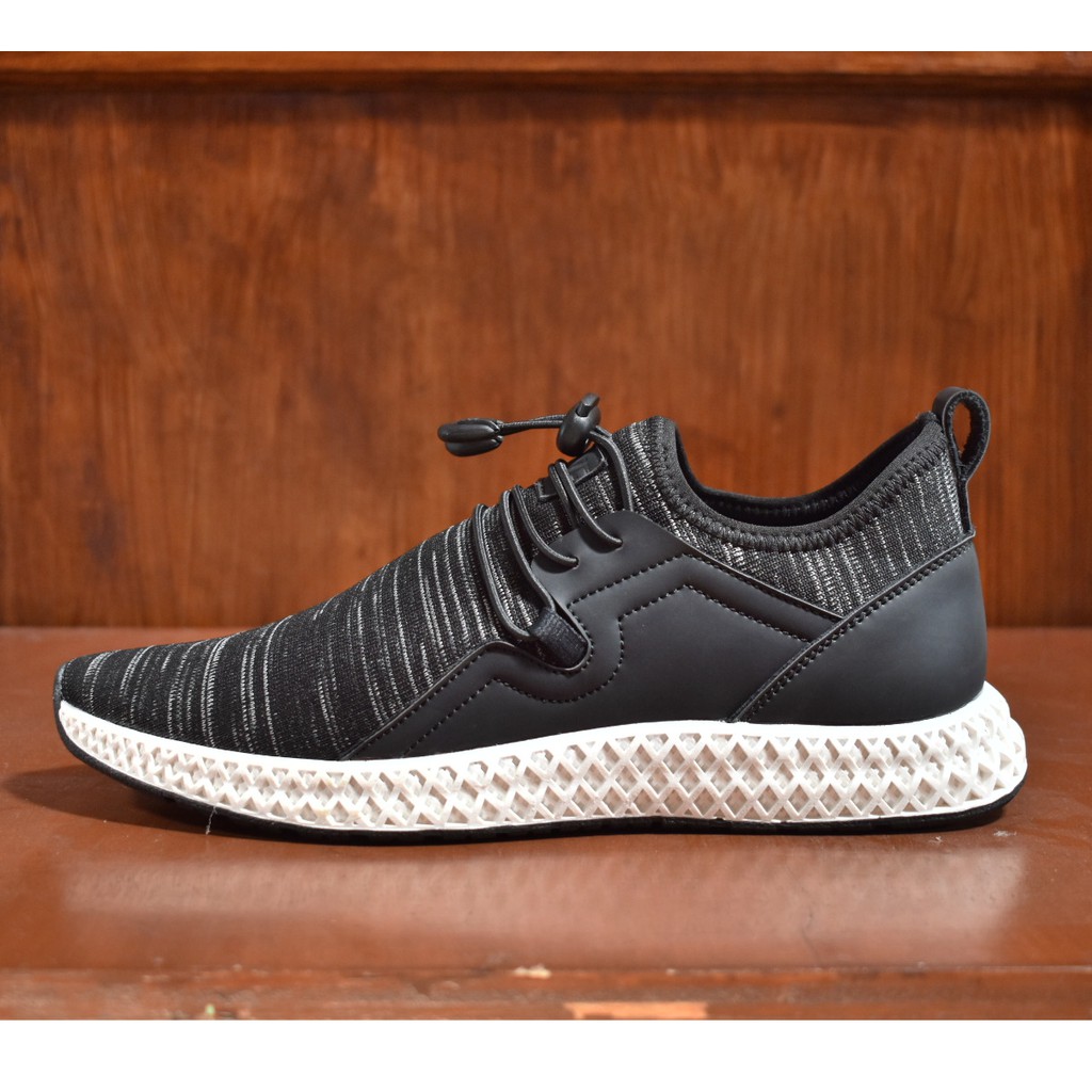 Stride Black | Sepatu Sneakers Lari Knit Knitted Premium Rajut Original Ori Footwear | FORIND Volve