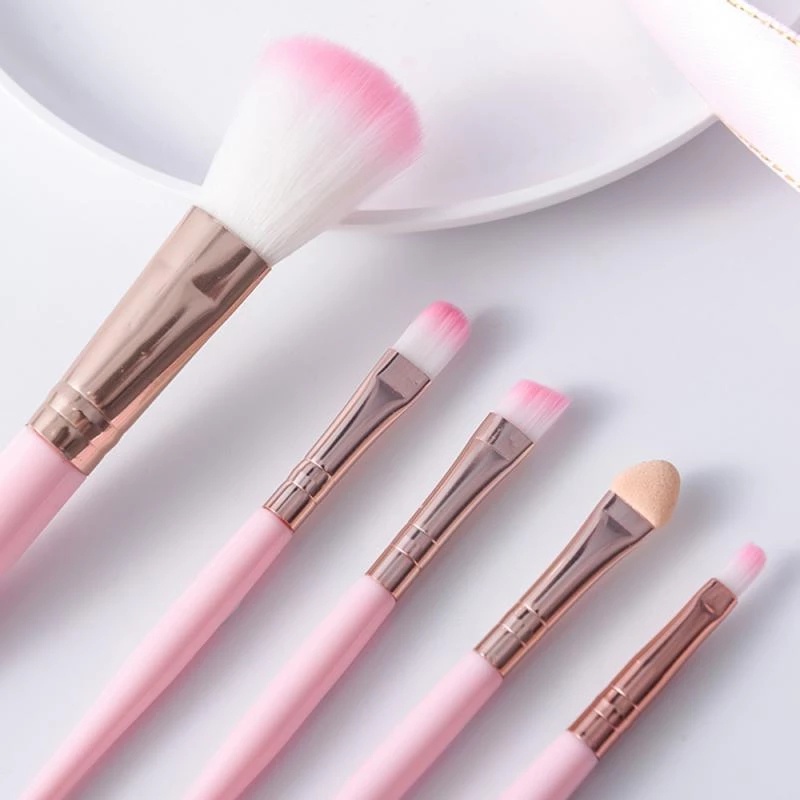 5pcs / Set Brush Eyeshadow / Foundation / Blush On Mini Portable Untuk Makeup / Kosmetik Wanita / Pemula