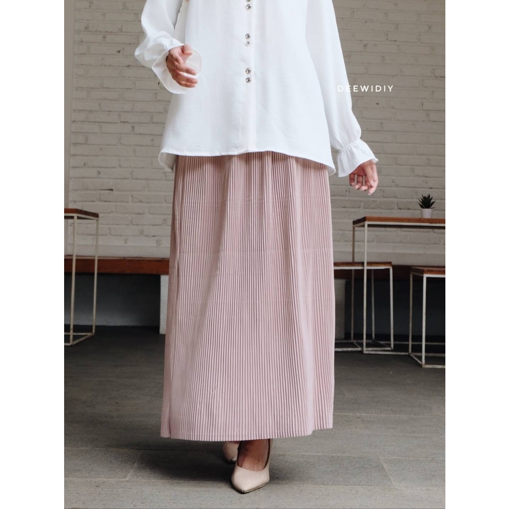 ROK PLISKET PANJANG PREMIUM / ROK KERJA WANITA /  BISA UNTUK FORMAL &amp; CASUAL - YUNA PLEATS SKIRT DEEWIDIY