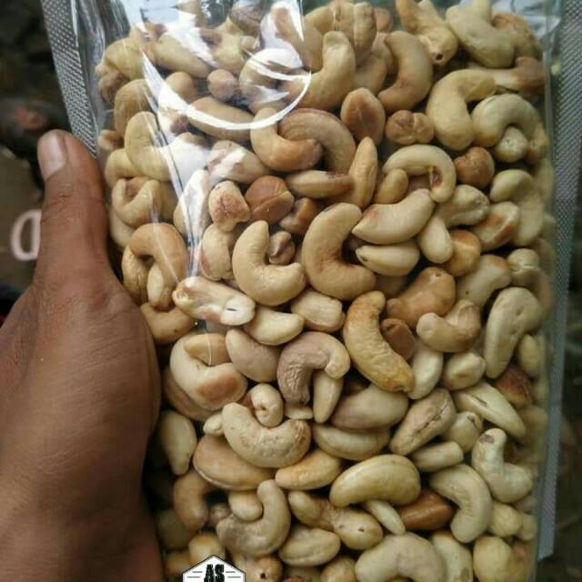 

Kacang mente utuh