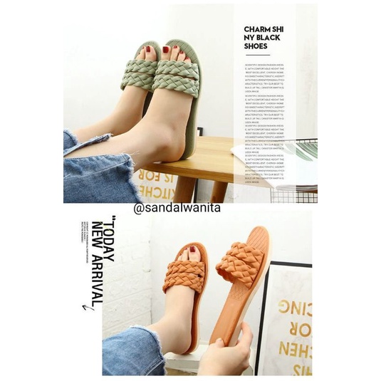 Sandal Jelly Wanita Slop Ban Dua 2132-2