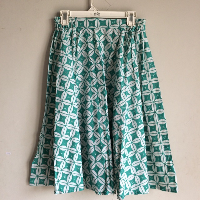 ROK ALINE BATIK CAP HIJAU