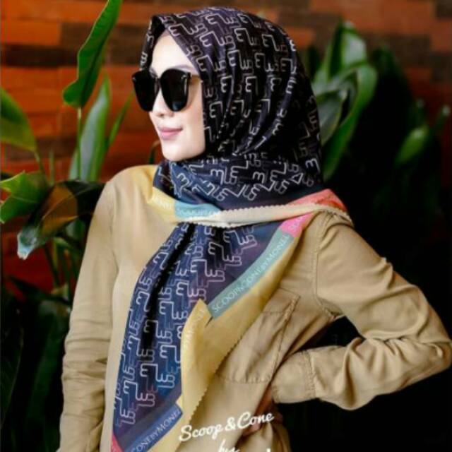 SCARF HIJAB SCOOPANDCONE ARTISTIC BLACK BY MONEL