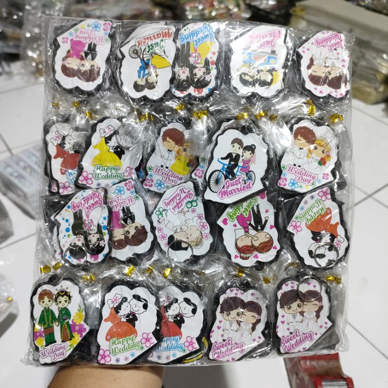 souvenir gantungan kunci souvenir pernikahan souvenir pernikahan unik soupenir pernikahan soufenir pernikahan sopenir pernikahan sofenir pernikahan souvenir ulang tahun anak souvenir ultah anak souvenir hadiah-PENGANTIN