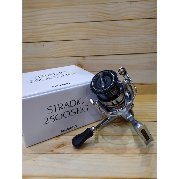 Reel Shimano Stradic 2500SHG NEW