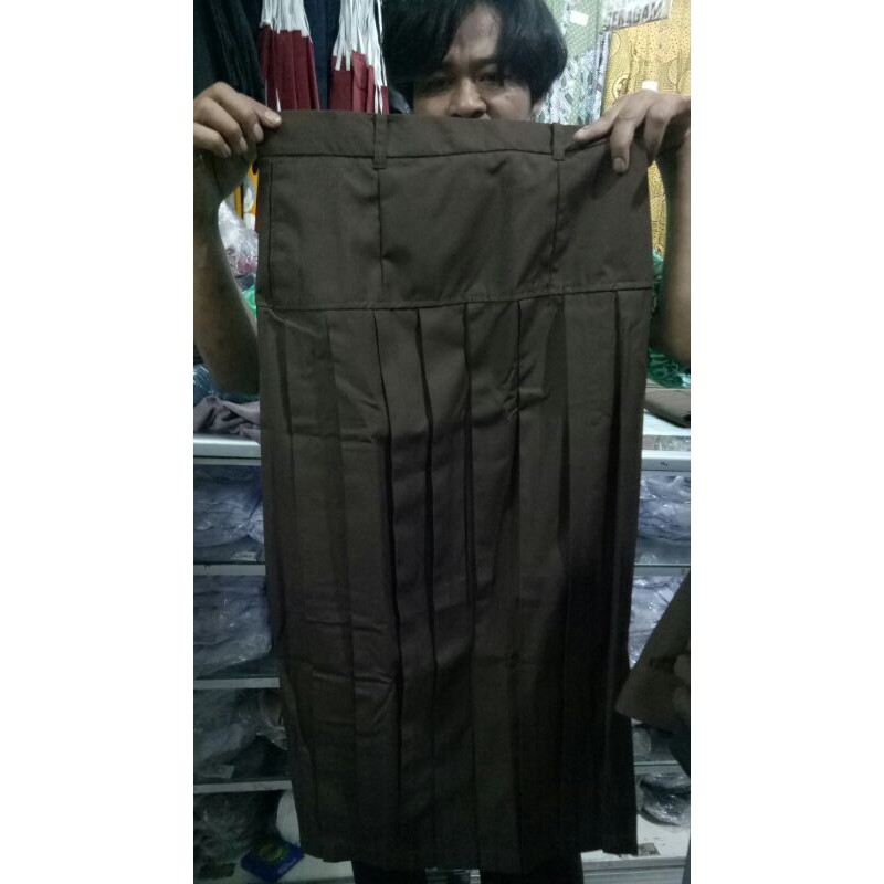 ROK REMPEL SMP / SMA BIG SIZE PRAMUKA REMPEL COKLAT BAPING / SAMBUNG BAHAN FAMATEX BAGUS