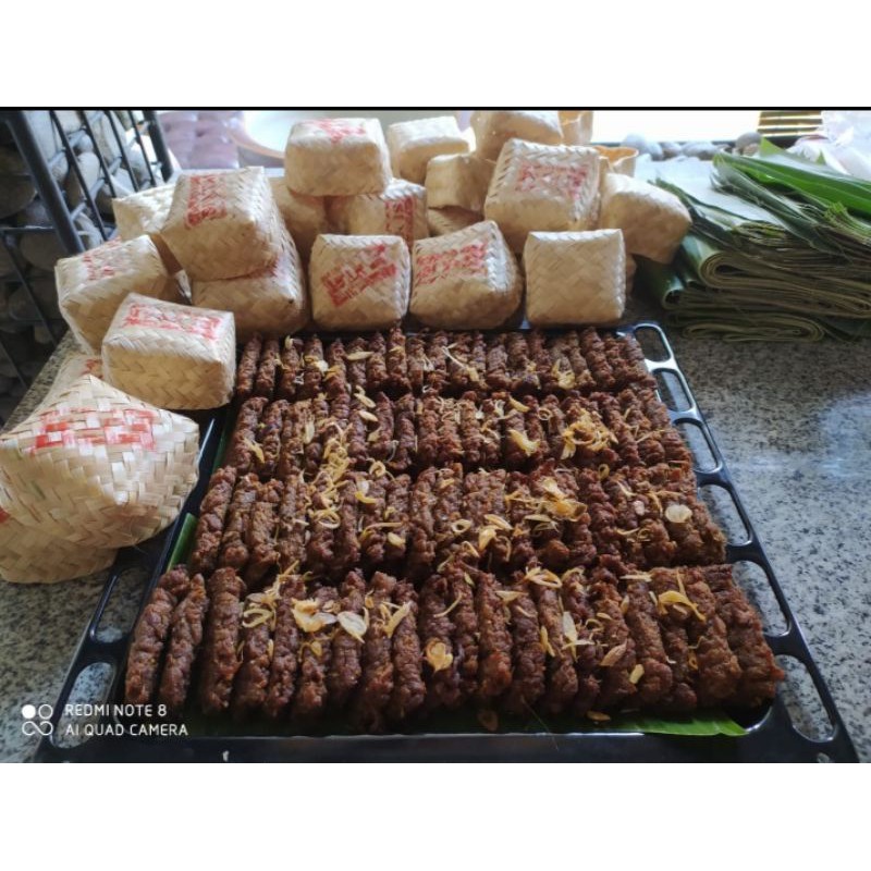 

Gepuk daging sapi isi 10 potong/besek +/- 450 gram