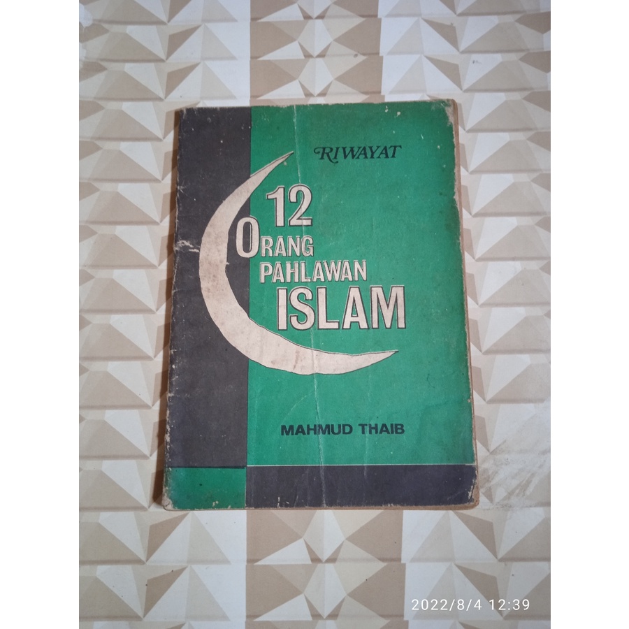 buku riwayat 12 orang pahlawan islam