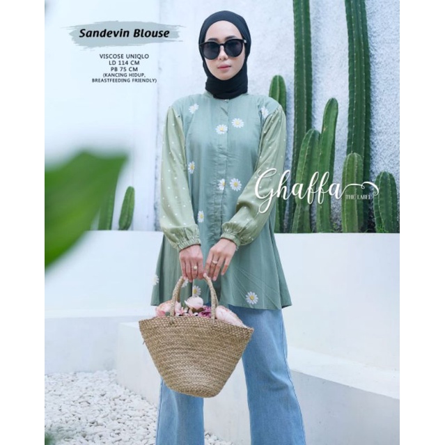 Sandevin blouse motif bunga matahari by ghaffa the label