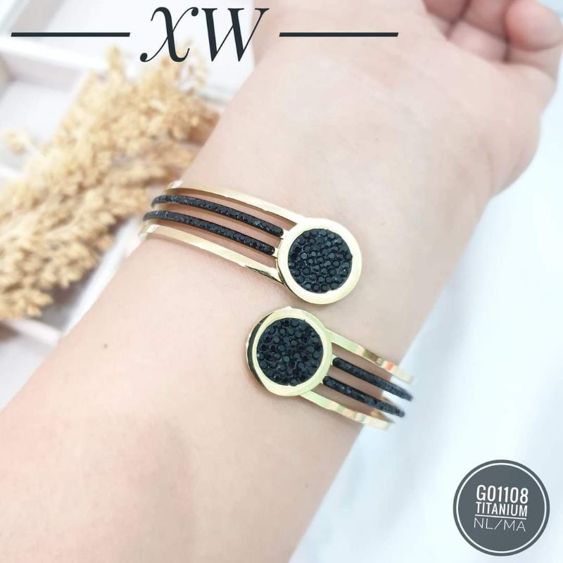 Gelang Titanium Warna Gold Zircon Hitam G01108