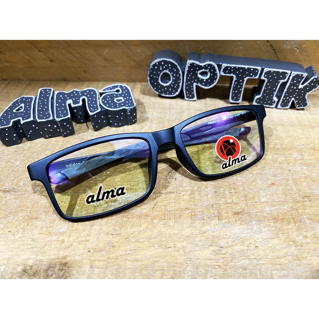 kacamata bisa dengan lensa BLUESACROMIC, BLUECROMIC, BLUERAY, PHOTOCROMIC, BLUESATIN