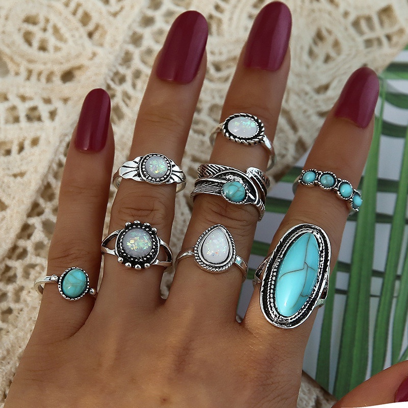 8pcs / Set Cincin Desain Ukiran Bulu Aksen Turquoise Gaya Bohemia Untuk Wanita