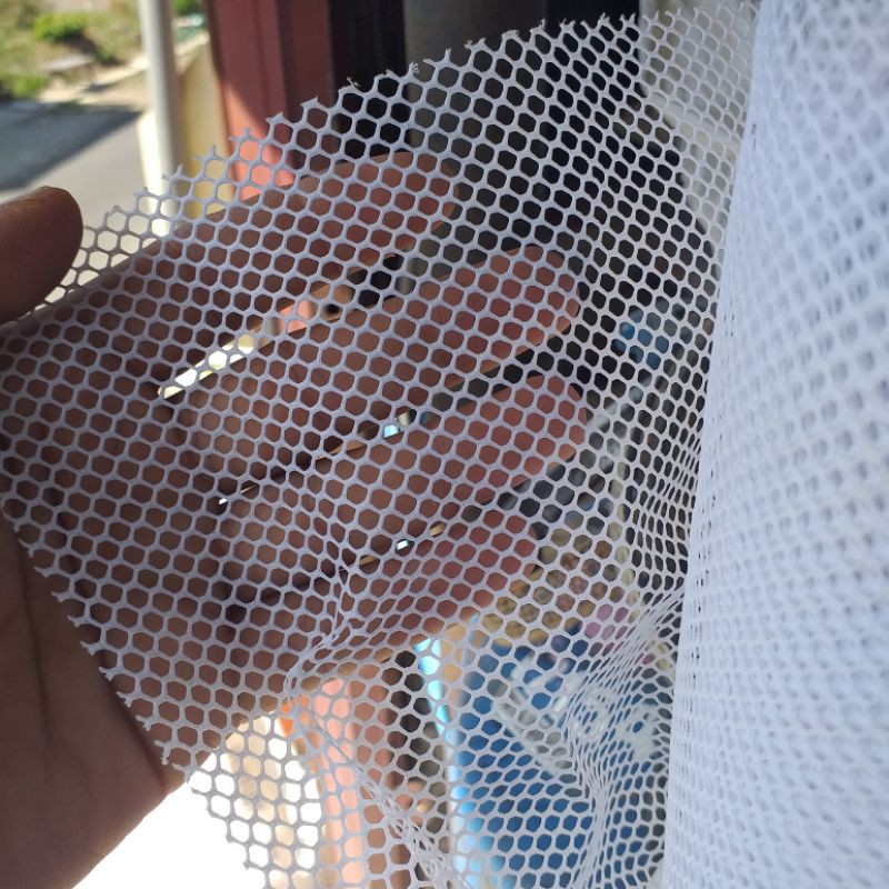 BAHAN KAIN JALA JARING NET,MESH 1MX1,5M.BAHAN KAIN SALON SPEAKER BAHAN KERAMBA IKAN KUAT,DAN AWET