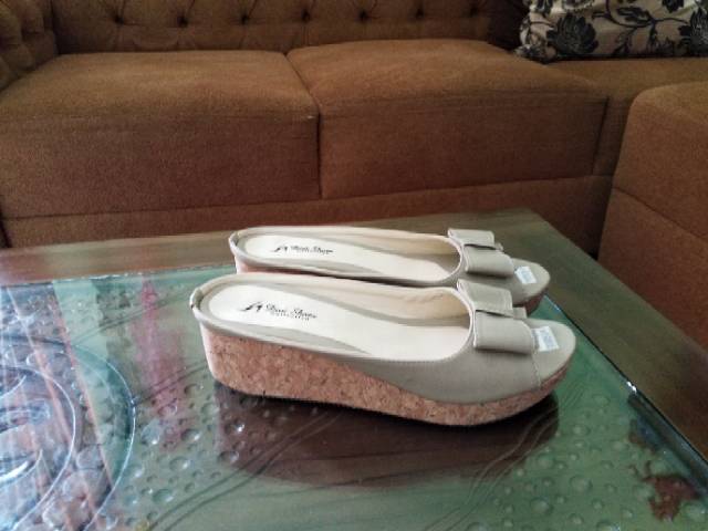 (COD) DIVISHOES sendal slop DV130 (realpict geser)