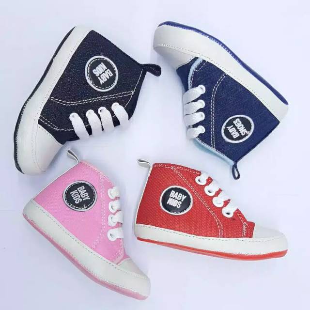 Sepatu anak / prewalker shoes bayi