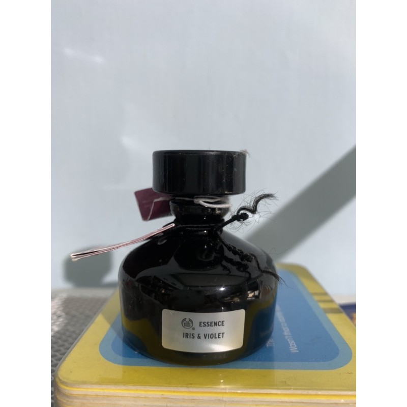 The Body Shop Essence Perfume Oil