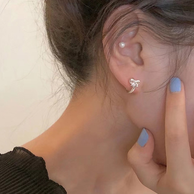 Anting Tusuk Gantung Desain Hati + Pita Gaya Simple / Trendy Untuk Wanita