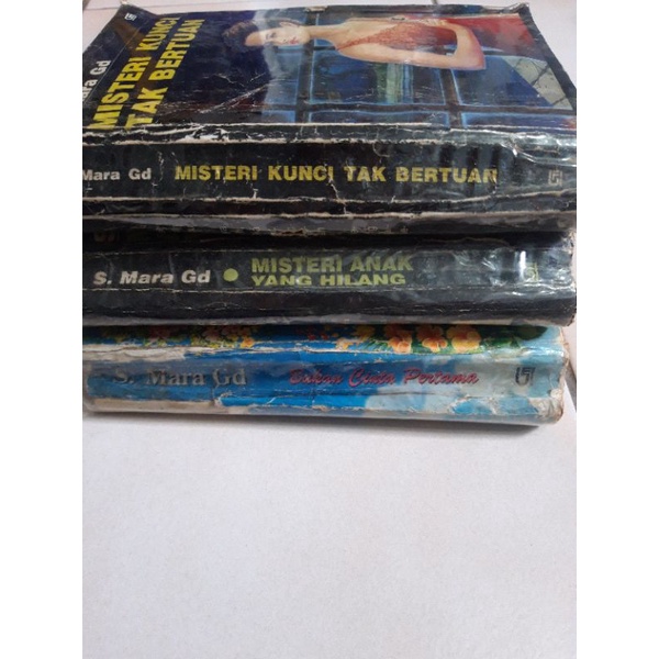 Jual murah Novel, Misteri anak  yang hilang, Misteri Kunci Tak bertuan dan Bukan Cinta Pertama-1