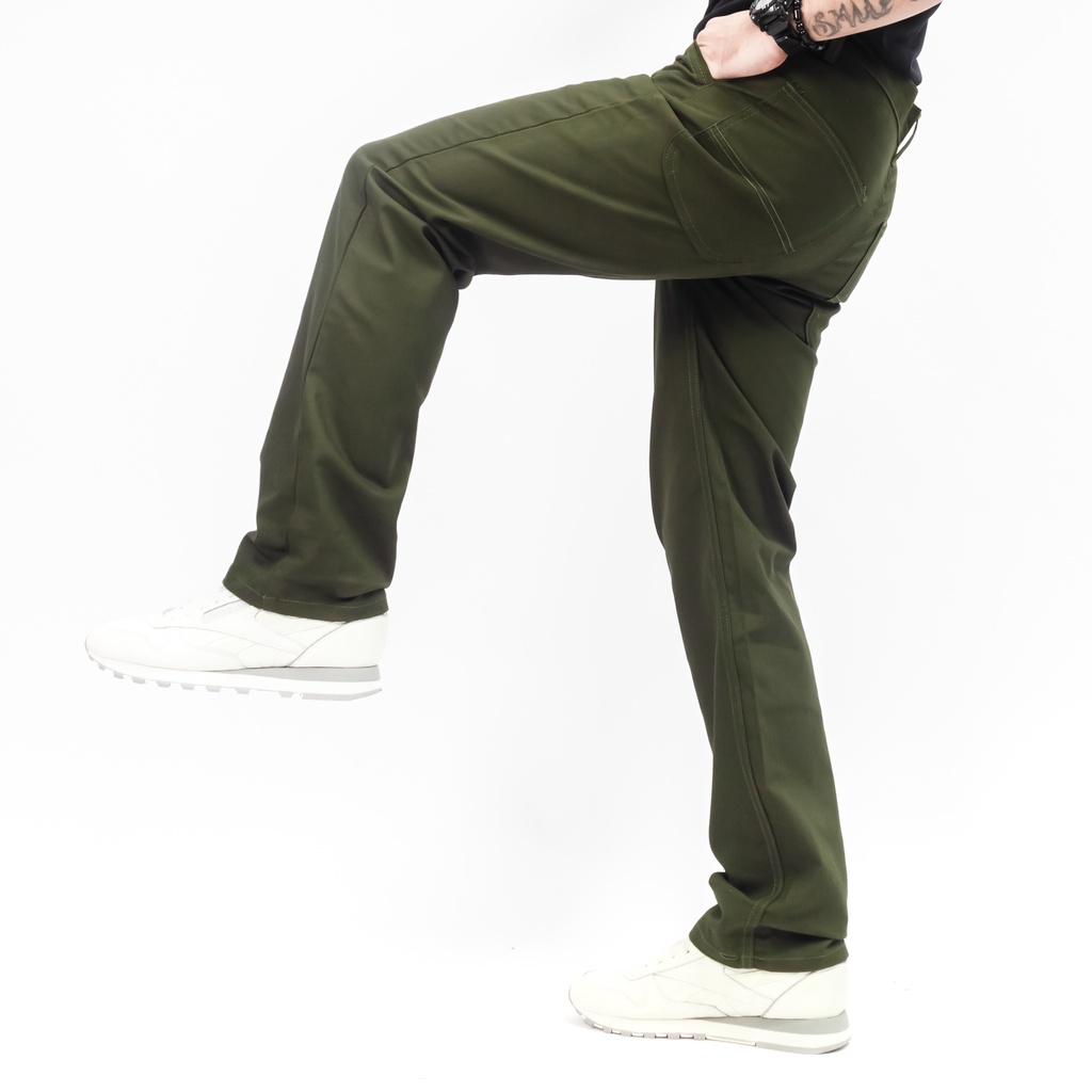 Gizmo Celana Chino Reguler Forthright Green Army Loose pants