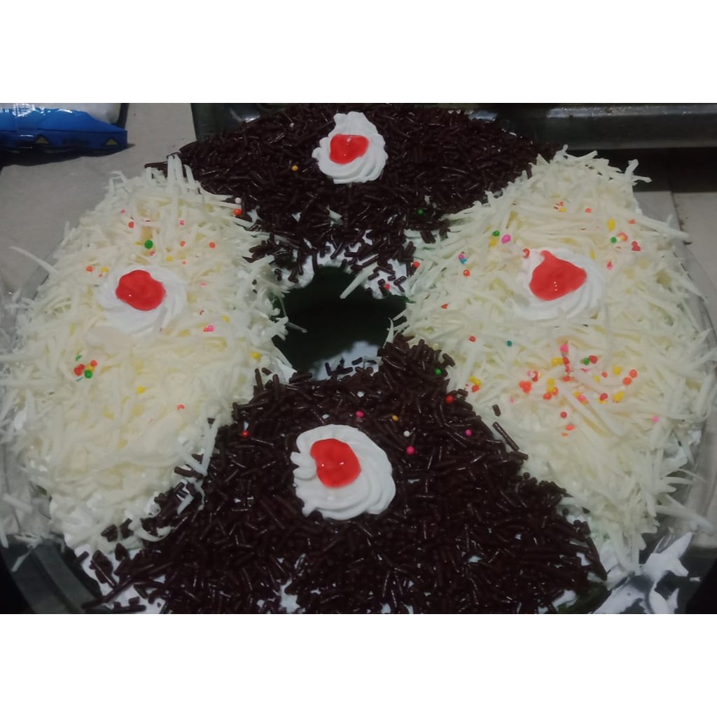 KUE BOLU PANGGANG PIZZA TOPPINF KEJU COKLAT ENAK MURAH Shopee Indonesia