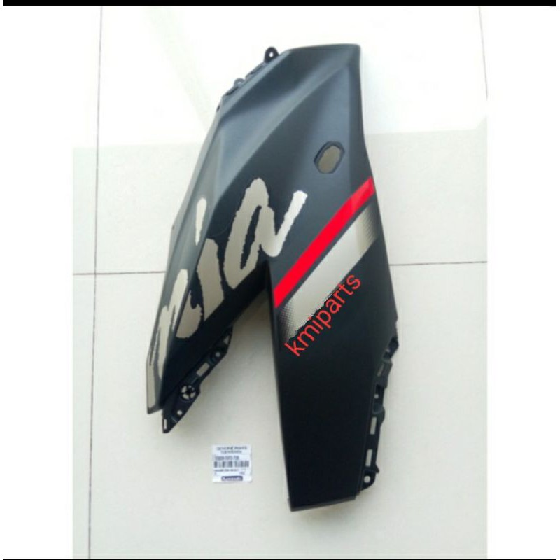 sayap kanan Ninja 250SL 2019 hitam merah Ninja RR Mono 2019