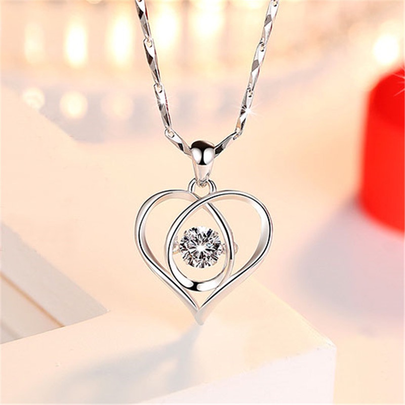 [Ready Stock]Fashion New Silver-Plated Diamond Love Pendant Necklace