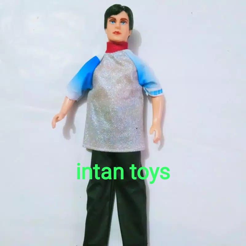 BONEKA  KEN Pivotal+BONUS BAJU+SEPATU