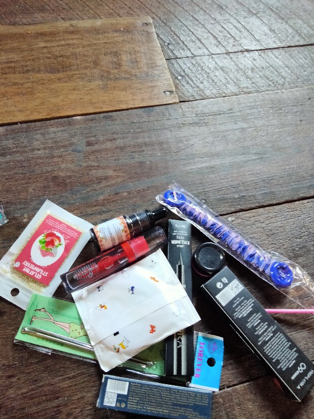 Pengait Masker Kain Hijab