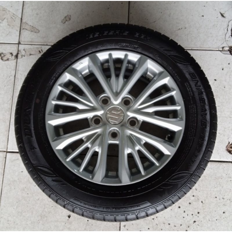 Velg Mobil Bekas Oem Suzuki Ertiga Ring 15 Pcd Baut 5x114,3 + Ban Dunlop 185 55 r15 Buat New Carry L