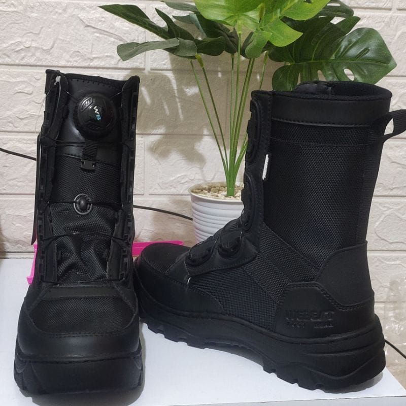 SEPATU WEBEST TALI PUTAR MIRIP SEPATU BOA WEBA
