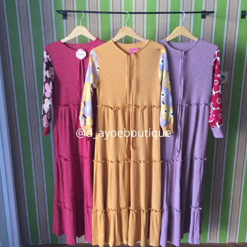 GAMIS RAJUT IMPORT MOTIF BUNGA