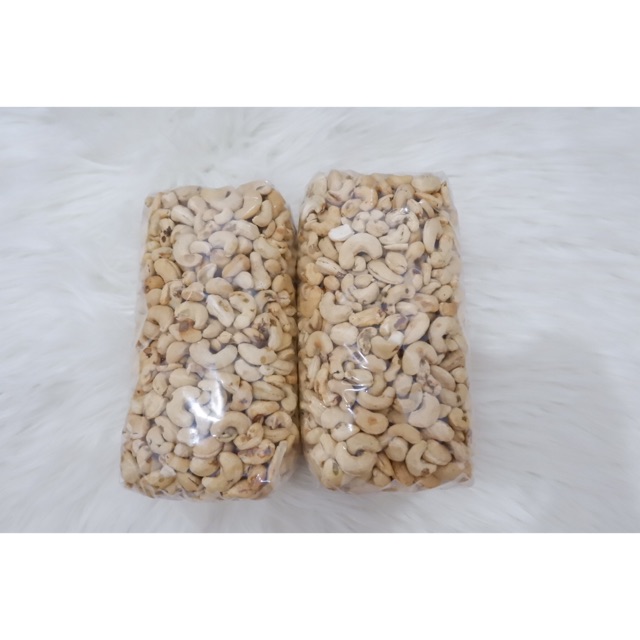 

KACANG MEDE SULAWESI SK BINTIK 1KG