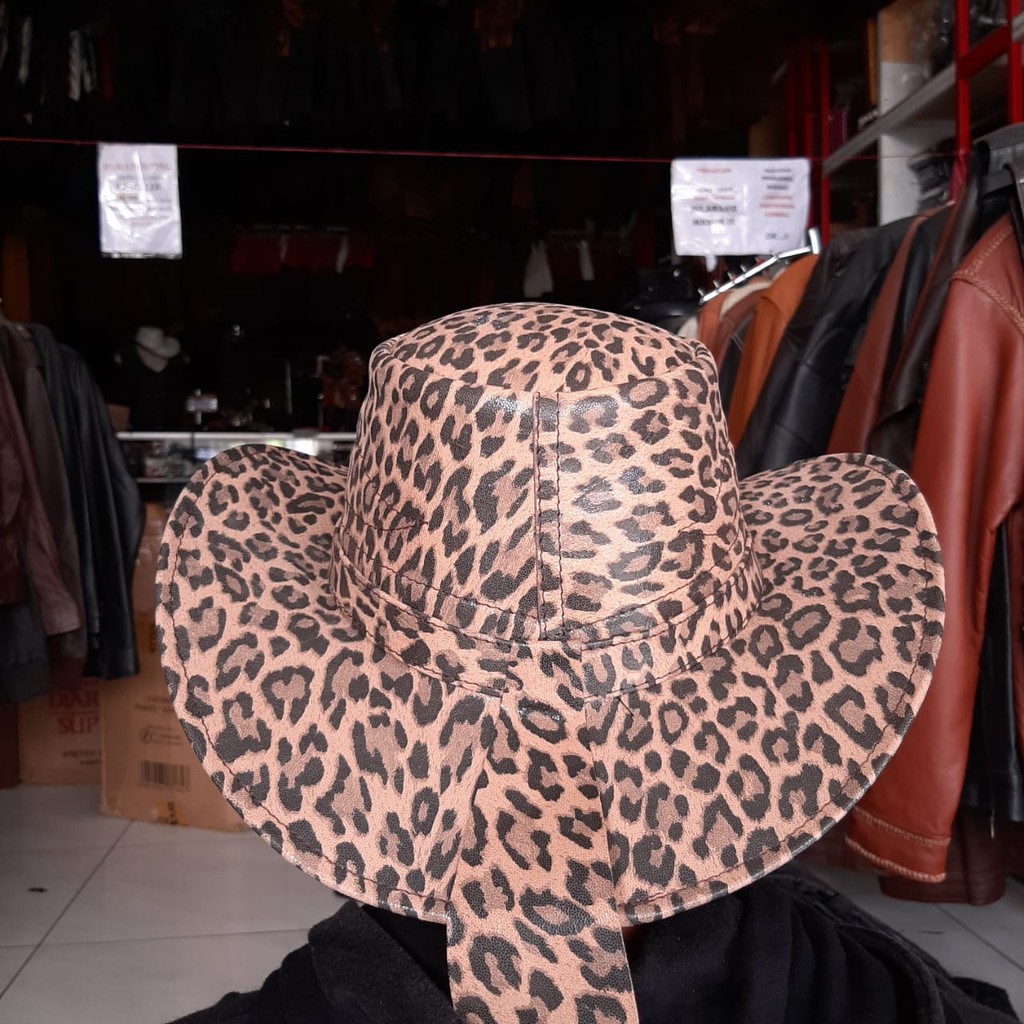 Topi koboy kulit sapi asli motip macan khas garut