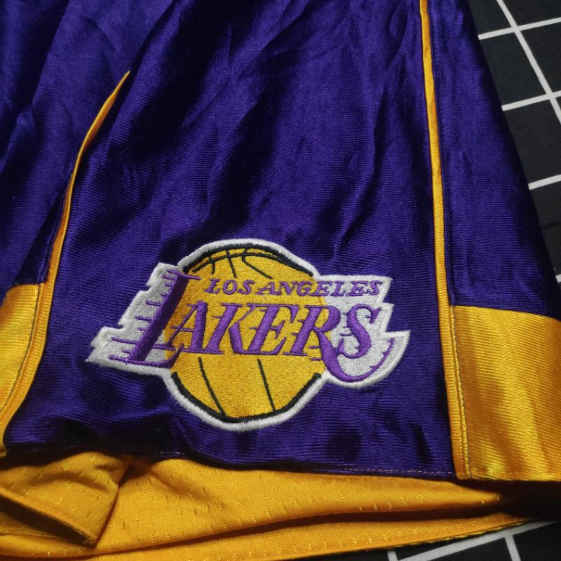 Celana Nike LA Lakers Second Shortpants Lakers Second Thrift Preloved Original