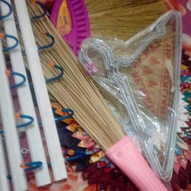 Kapstok Kayu /gantungan Baju Kayu