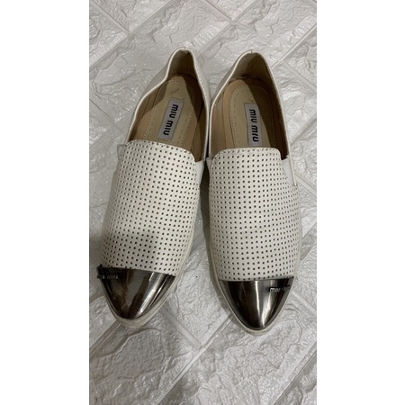 preloved sepatu miu miu