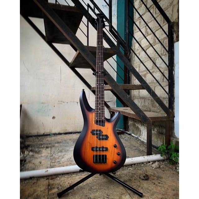 GITAR BASS GILLMORE GB-150